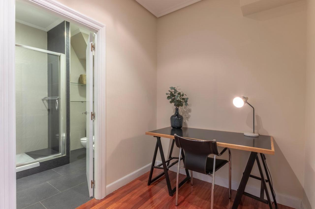 Akomodat En Apartamento En El Centro De Bilbao Con Parking المظهر الخارجي الصورة